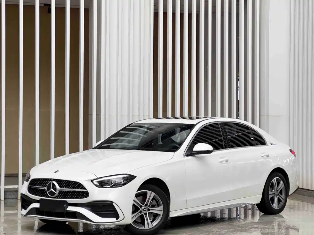 Mercedes-Benz C-Class 2021