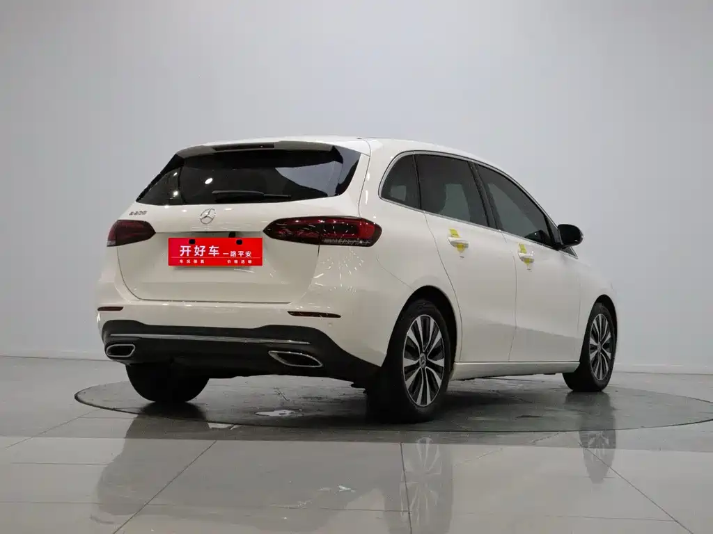 Mercedes-Benz B-Class 2021