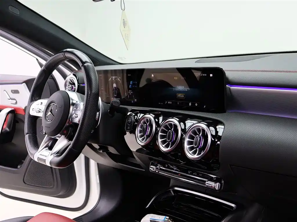 Mercedes-Benz A-Class AMG 2023 — фото 12