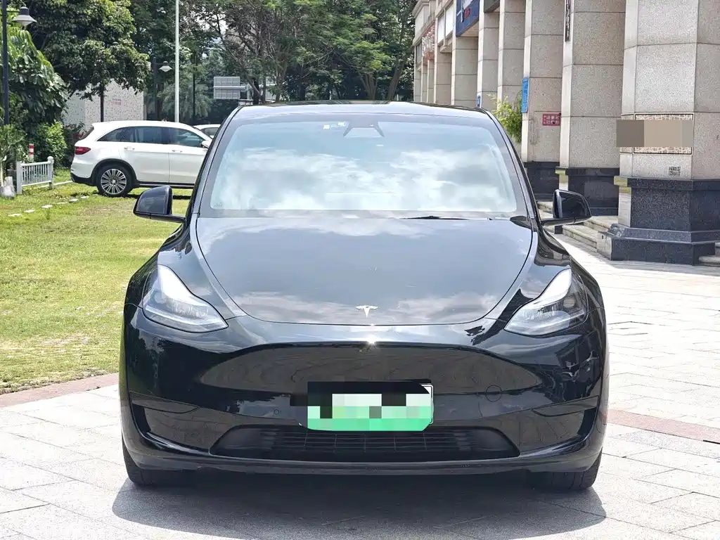 Tesla Model Y 2022 — фото 2