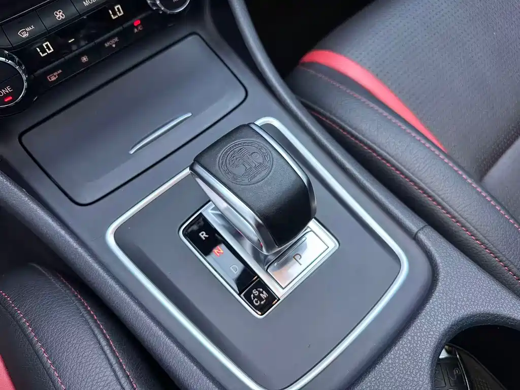 Mercedes-Benz CLA AMG 2015 — фото 11