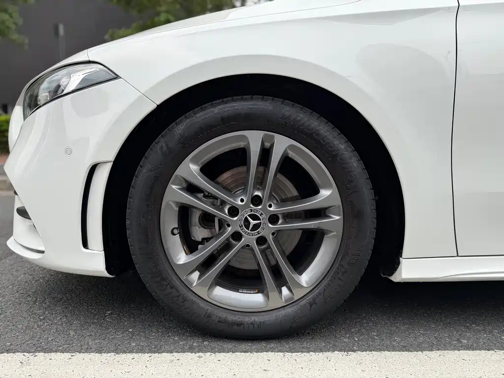 Mercedes-Benz A-Class 2021 — фото 11