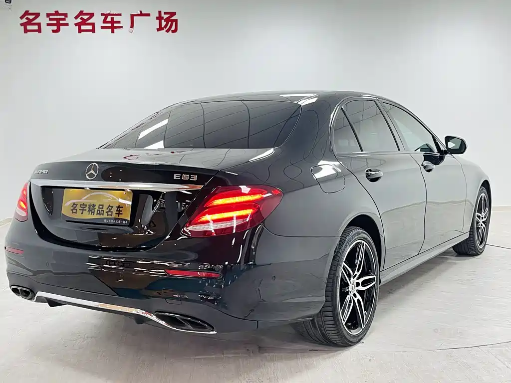 Mercedes-Benz E-Class 2018 — фото 21