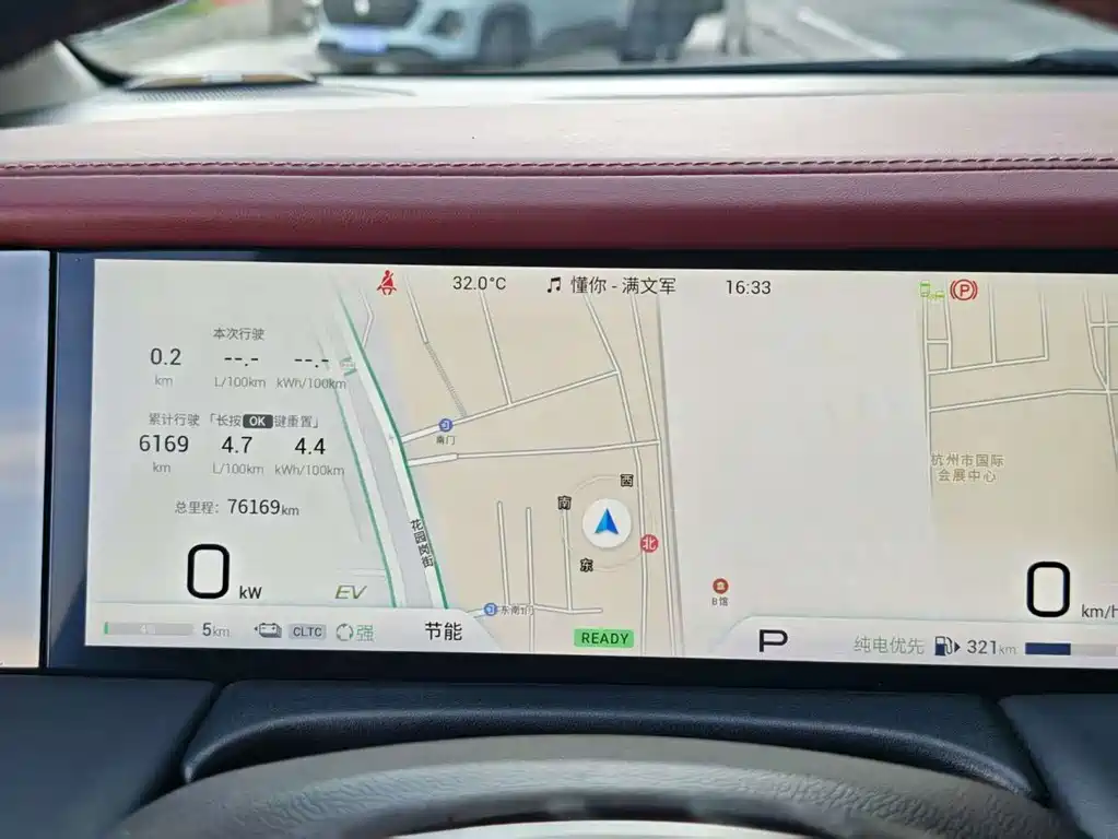 GAC Trumpchi E9 2023 — фото 20