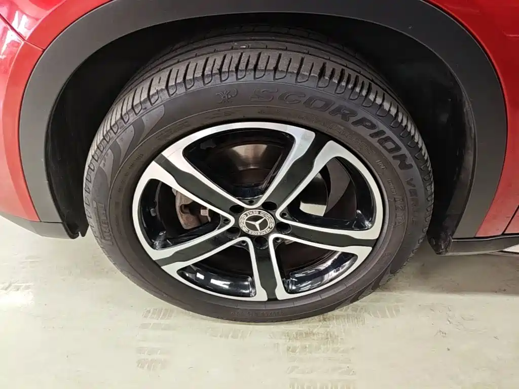 Mercedes-Benz GLA 2018 — фото 23