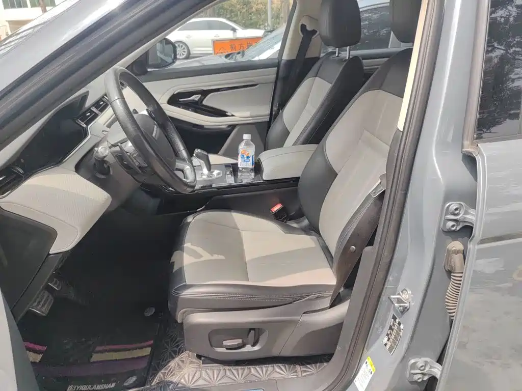 Land Rover Evoque 2020 — фото 11