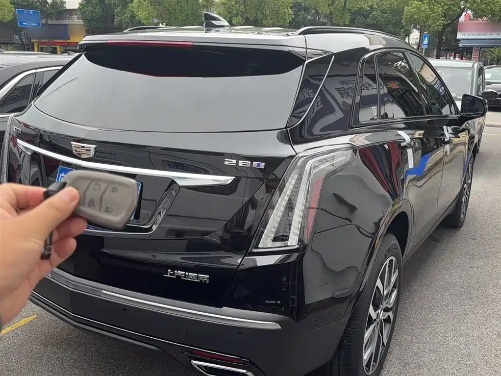 Cadillac XT5 2024 — фото 10