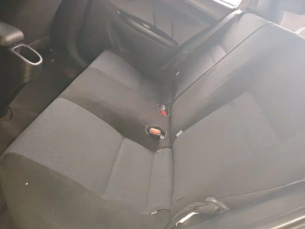 Toyota Yaris L 2019 — фото 17