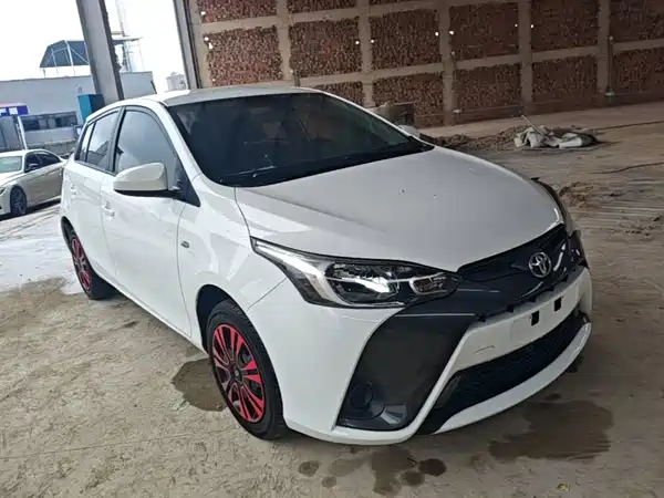 Toyota Yaris L 2019