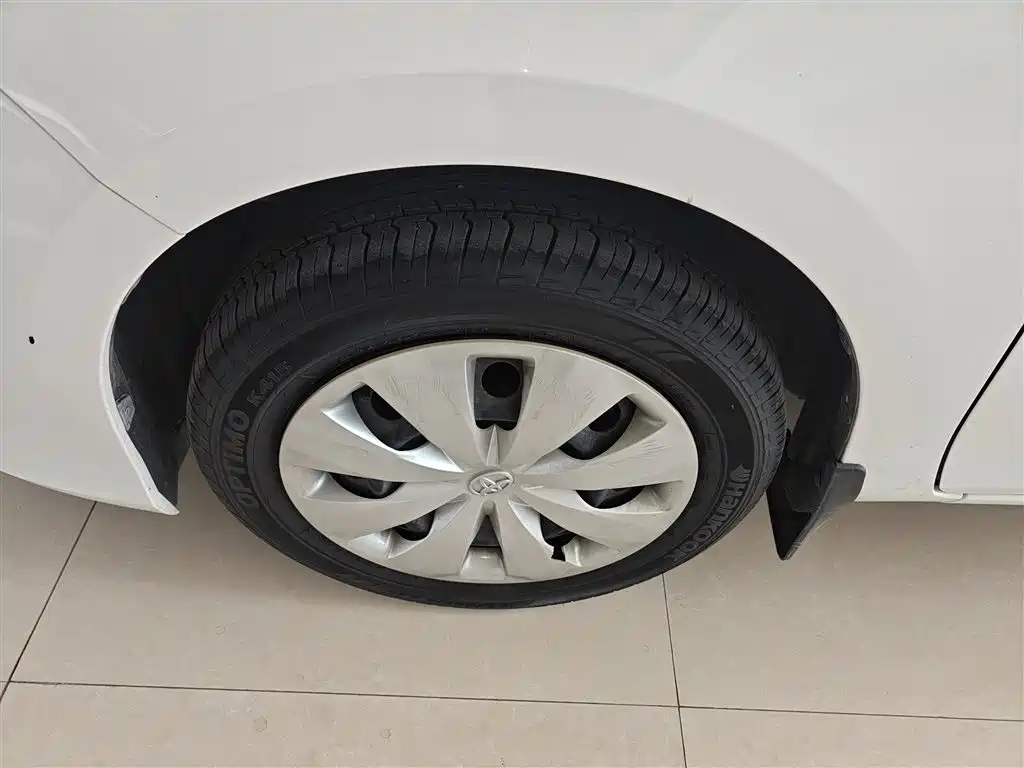 Toyota Yaris L 2020 — фото 23