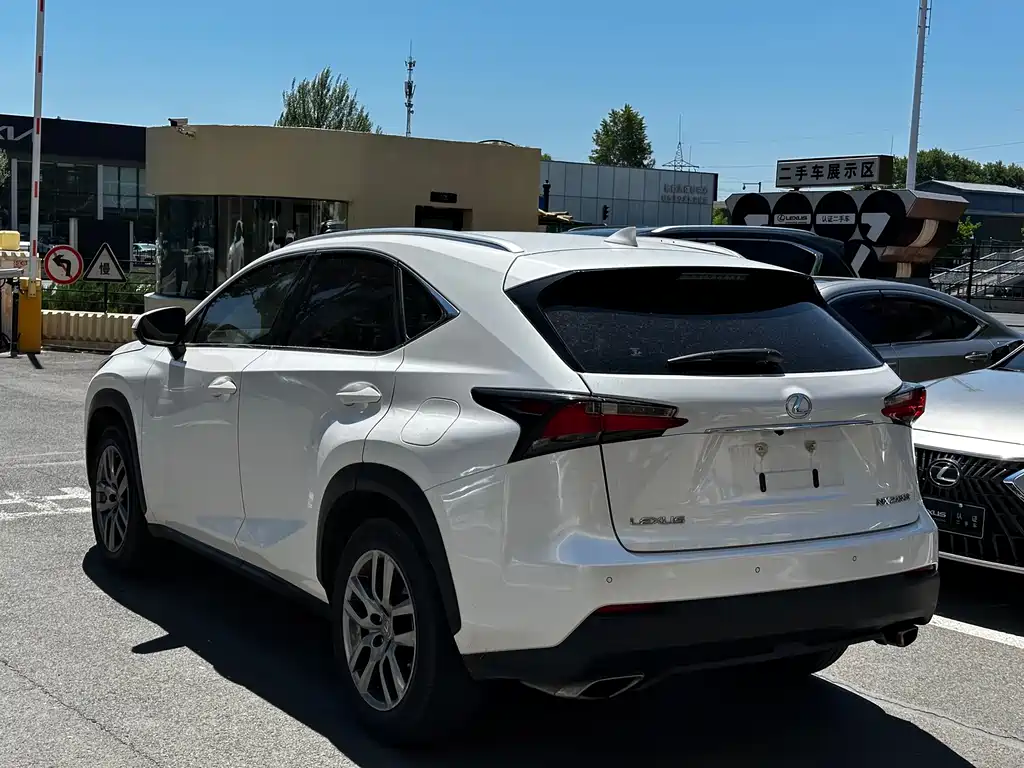 Lexus NX 2017 — фото 4