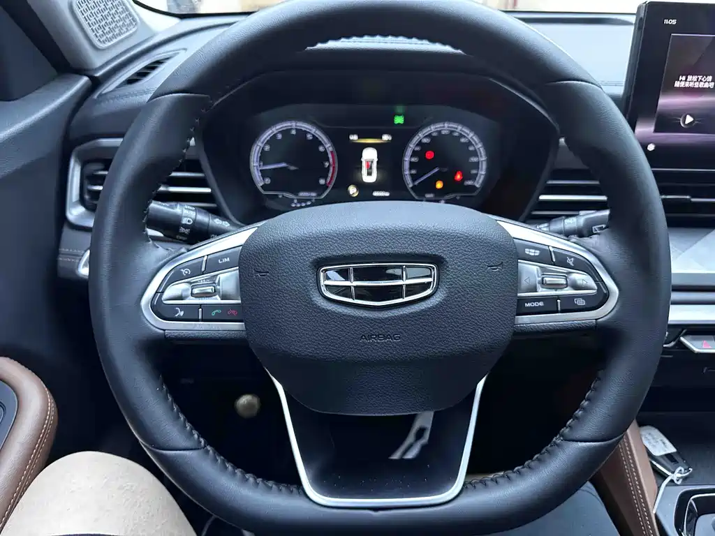 Geely Vision X6 2022 — фото 12