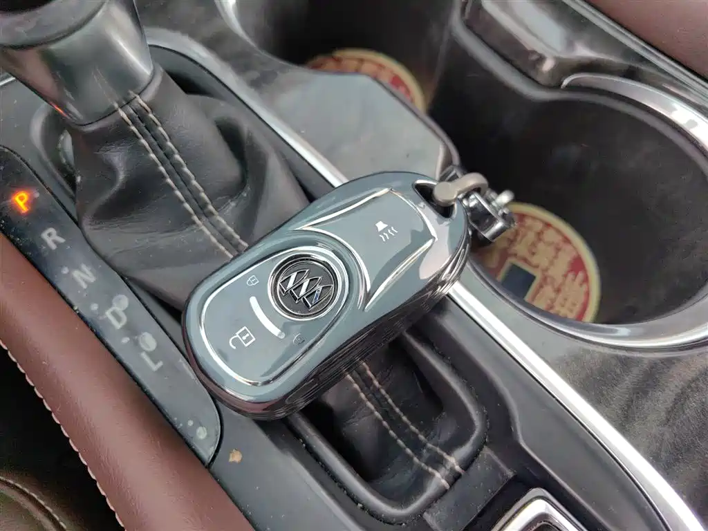 Buick Envision Plus 2016 — фото 12