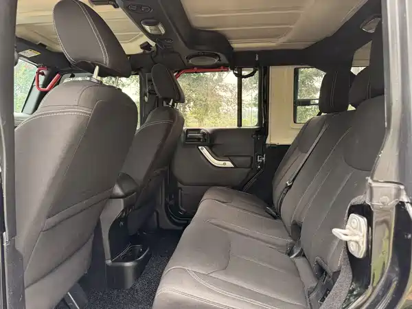 Jeep Wrangler 2016