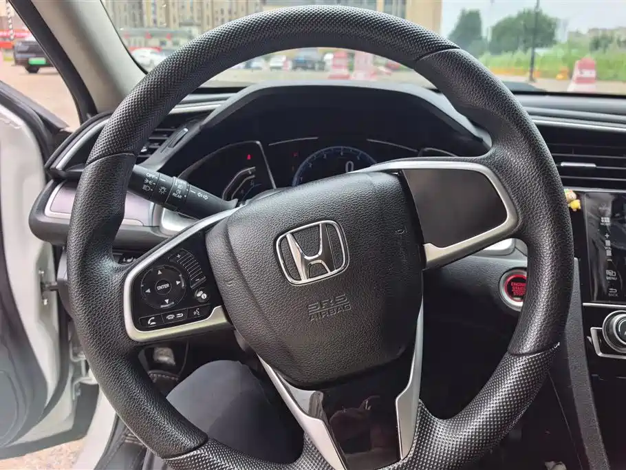Honda Civic 2019 — фото 15
