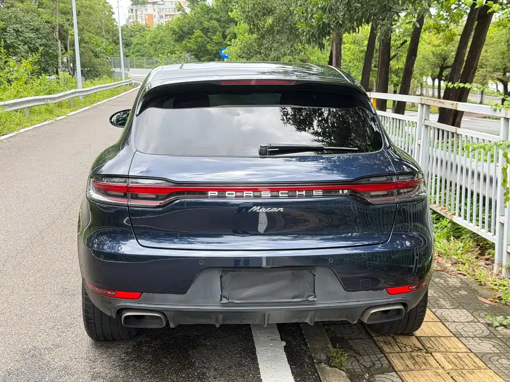 Porsche Macan 2020 — фото 17