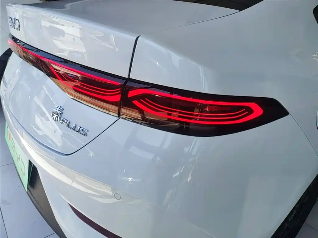 BYD Qin PLUS 2025 — фото 8