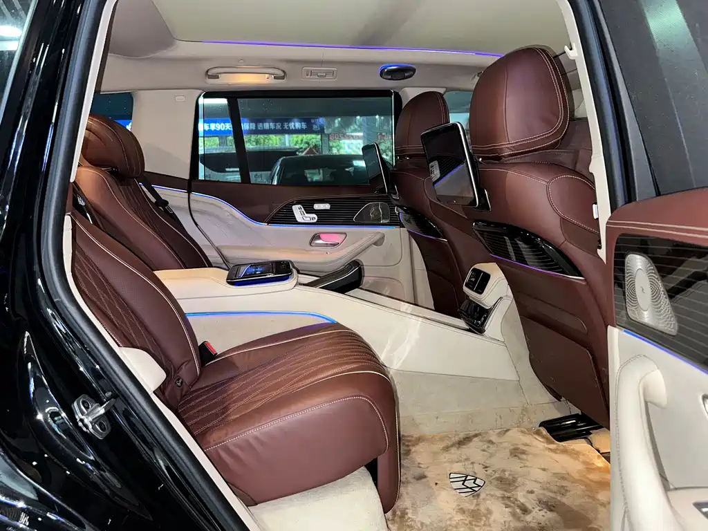 Mercedes-Benz GLS 2021 — фото 6