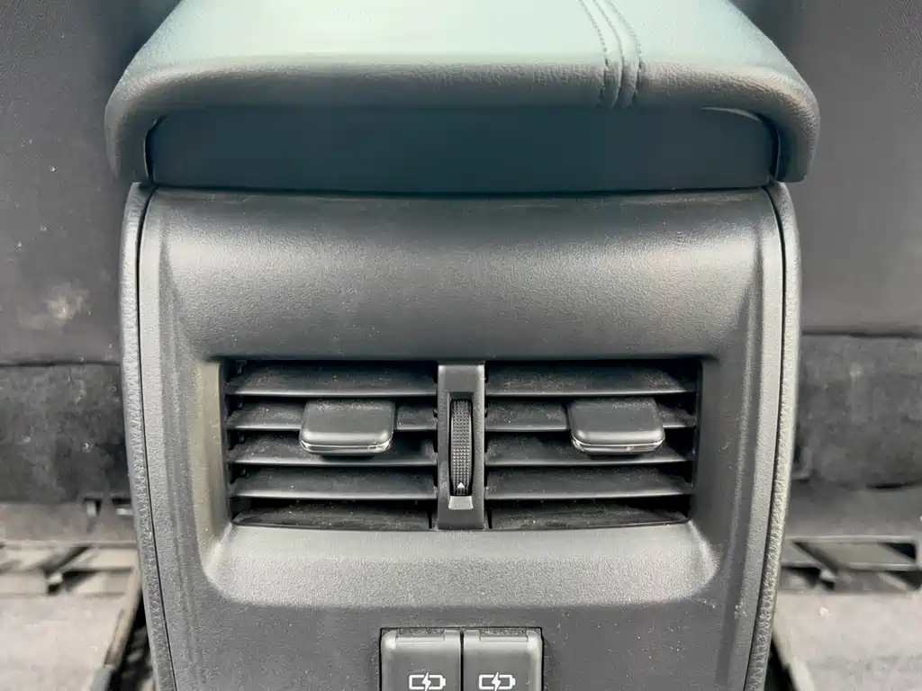 Toyota Avalon 2023 — фото 16