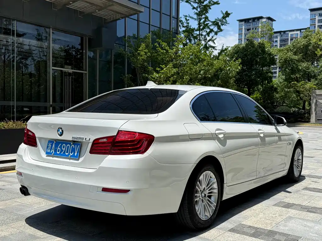 BMW 5 Series 2016