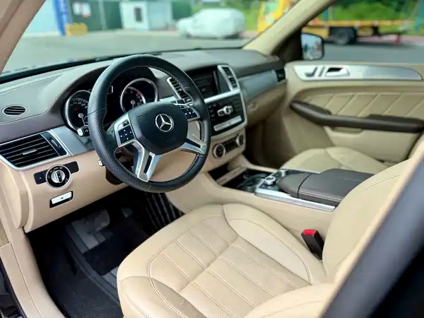 Mercedes-Benz GL-Class 2015