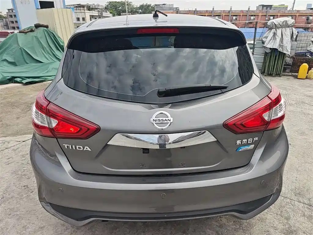Nissan Tiida 2018 — фото 6