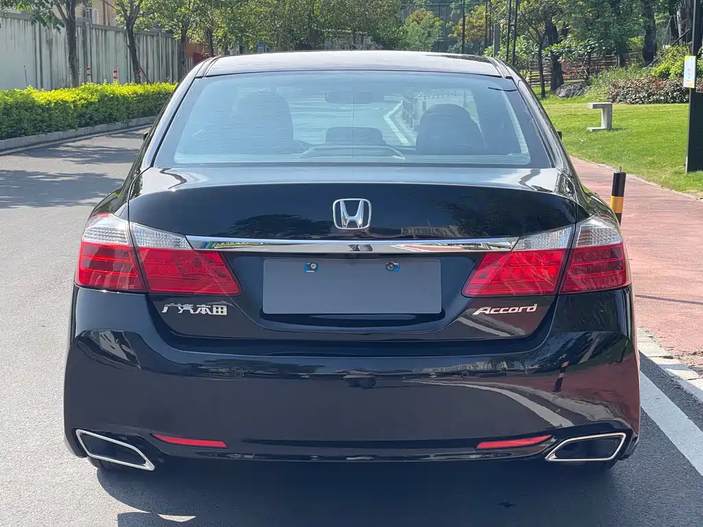Honda Accord 2014 — фото 5