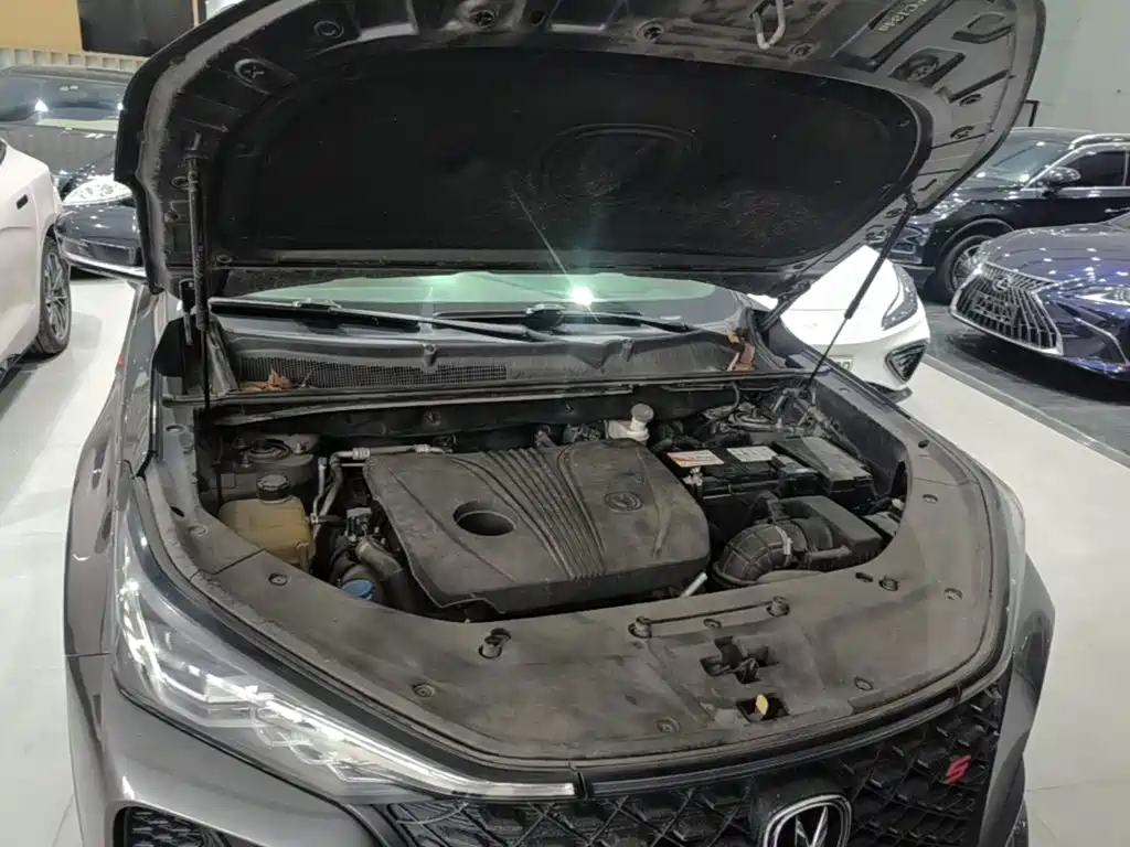 Changan CS75PLUS 2020 — фото 20
