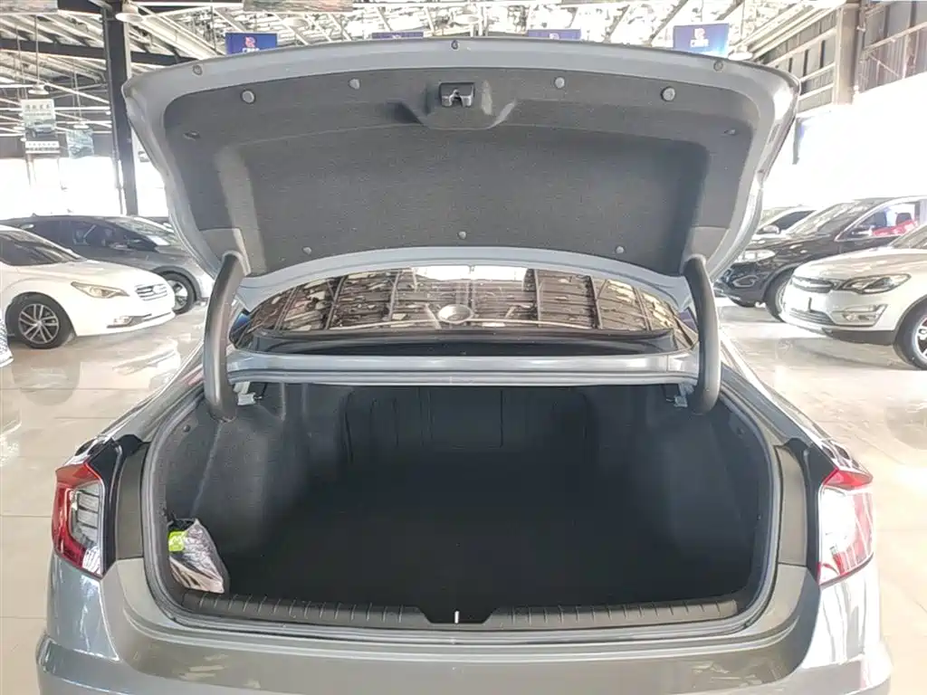 Hyundai Sonata 2022 — фото 19
