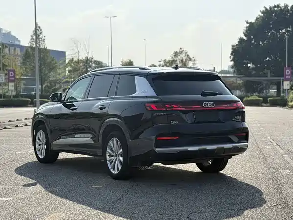 Audi Q6 2024