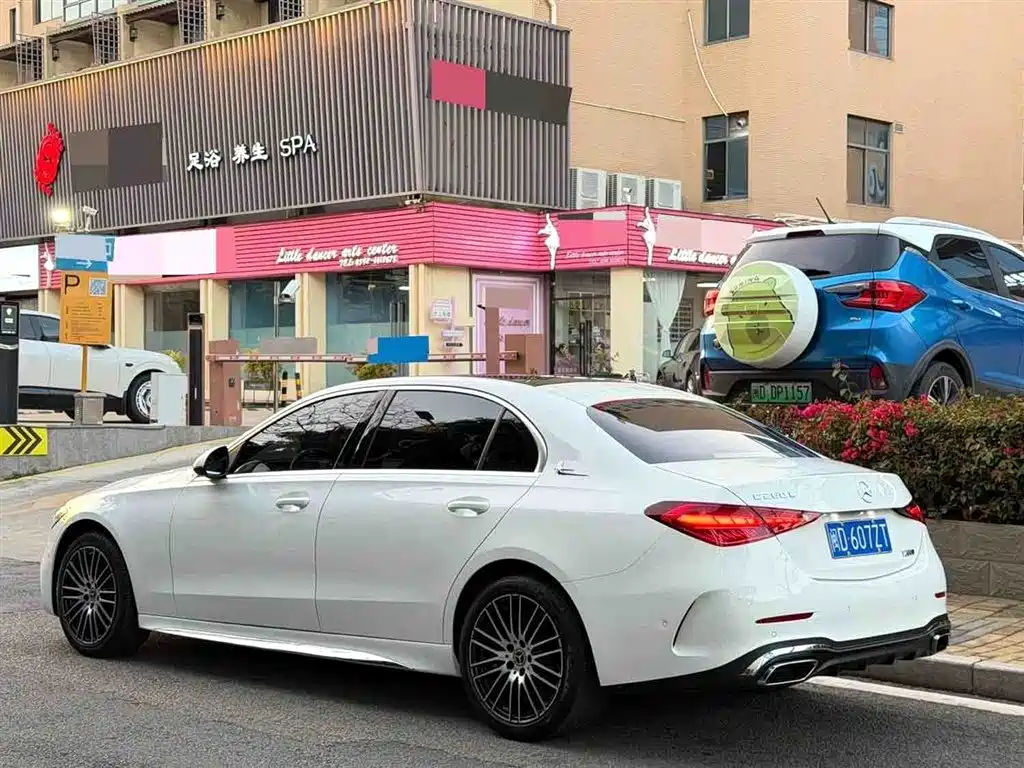 Mercedes-Benz C-Class 2022 — фото 13