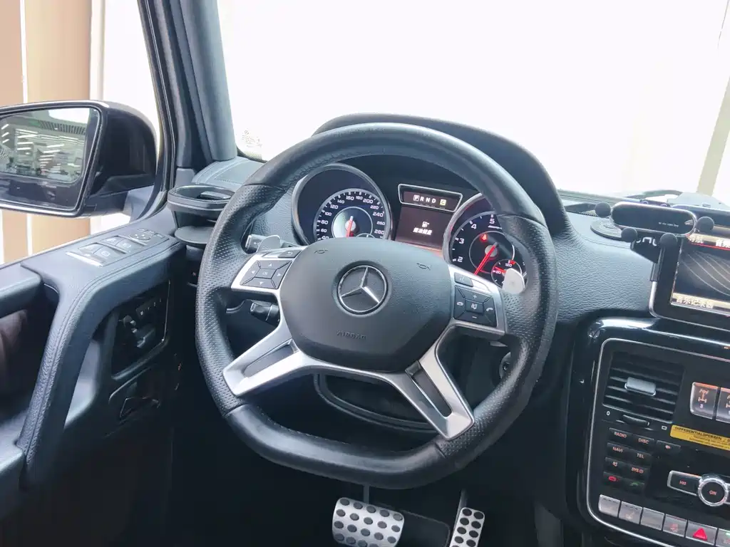Mercedes-Benz G-Class AMG 2015 — фото 14