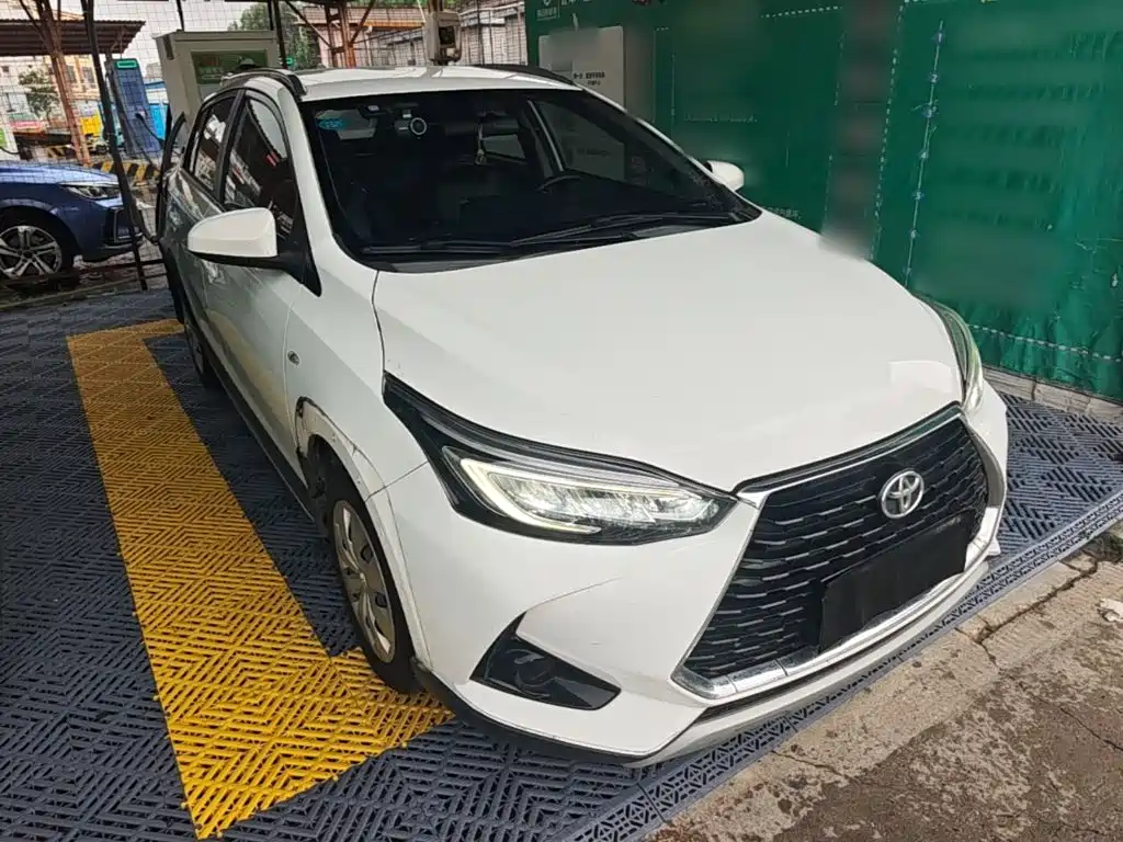 Toyota Yaris L 2020