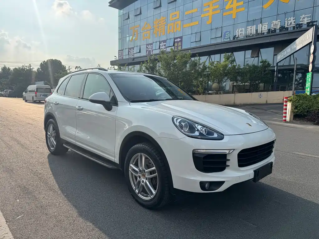 Porsche Cayenne 2015 — фото 3