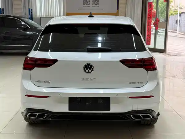 Volkswagen Golf 2022