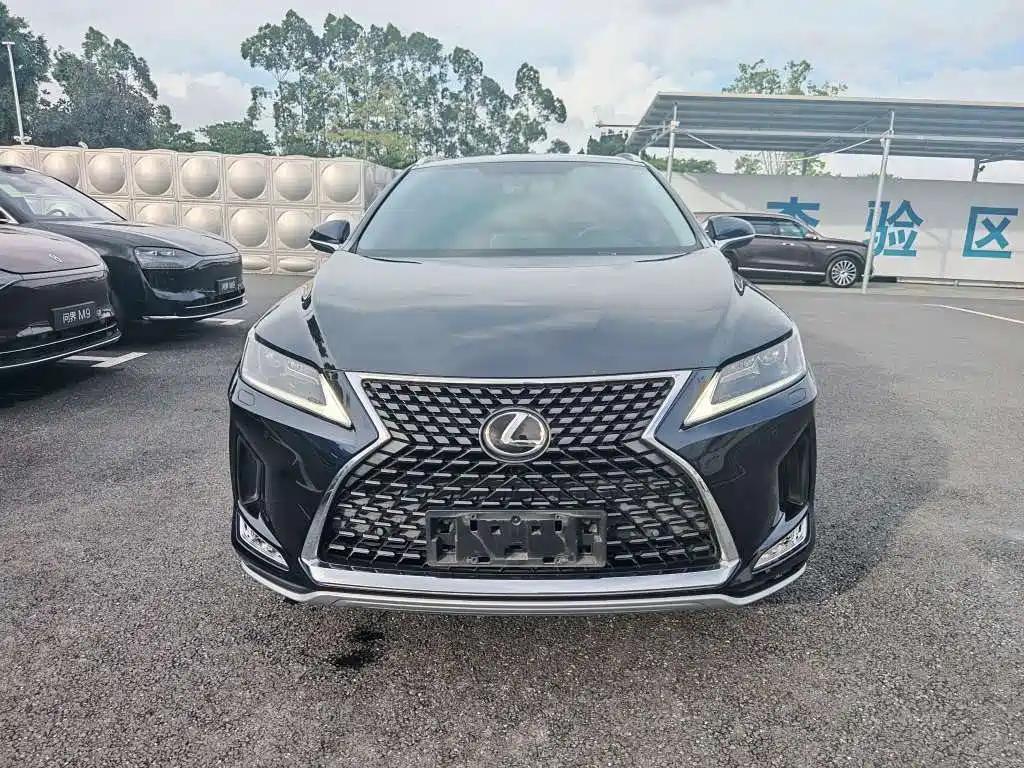 Lexus RX 2020