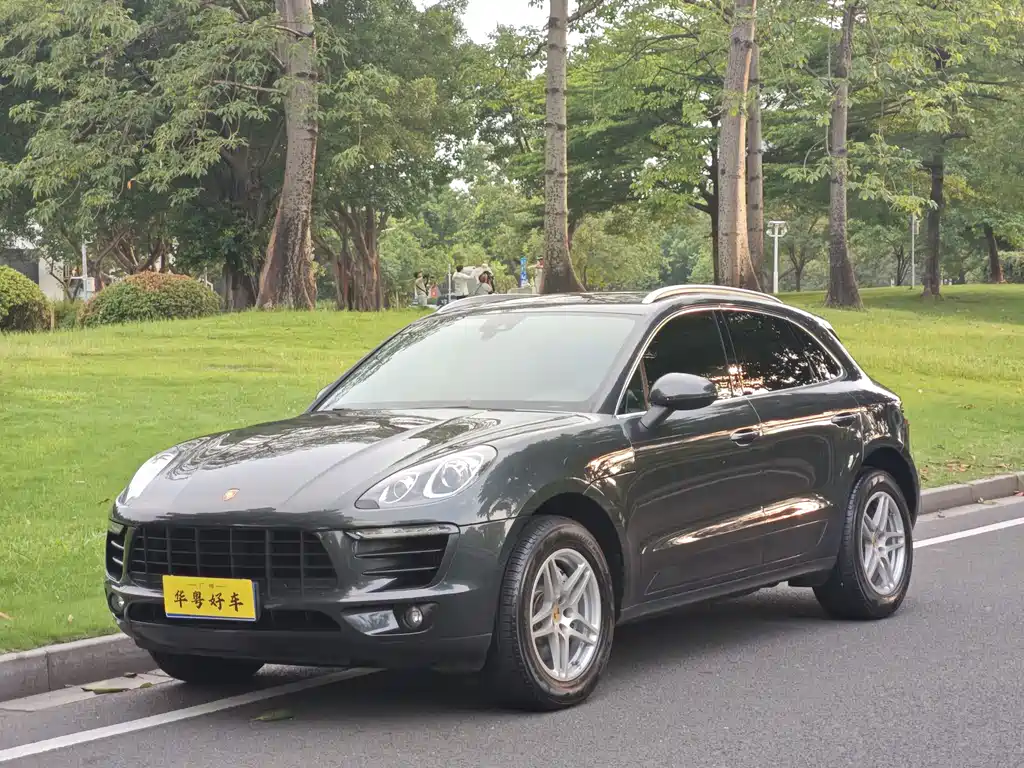 Porsche Macan 2018 — фото 1