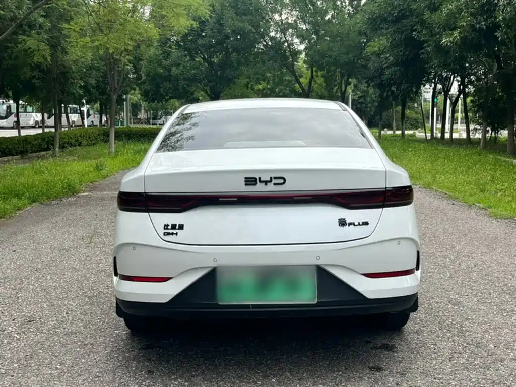 BYD Qin PLUS 2025 — фото 13