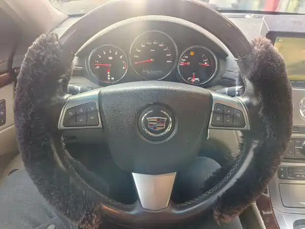 Cadillac CTS 2008