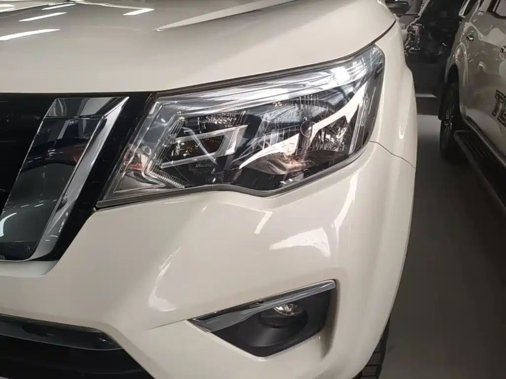 Nissan Terra 2023 — фото 24