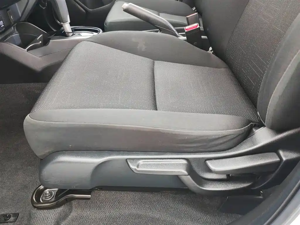 Honda Fit 2016 — фото 20