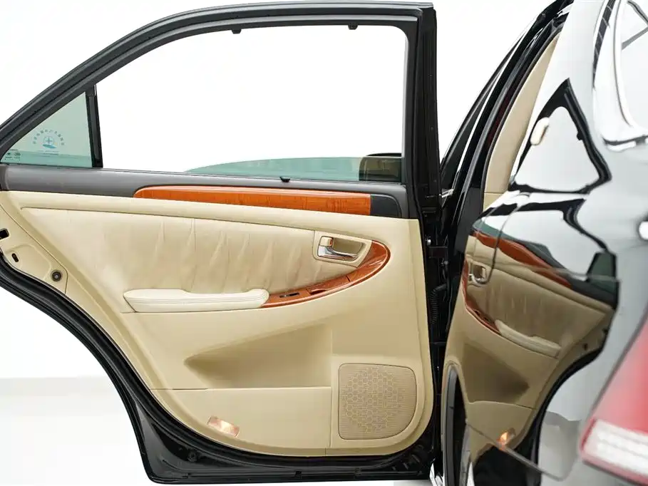 Toyota Crown 2007 — фото 10