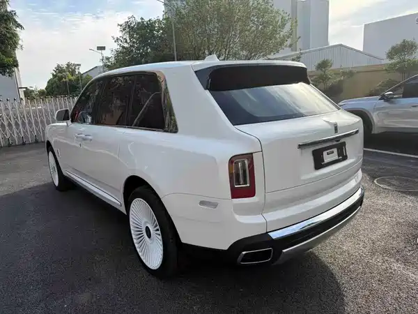 Rolls-Royce Cullinan 2019