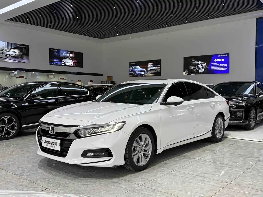 Honda Accord 2021 — фото 1