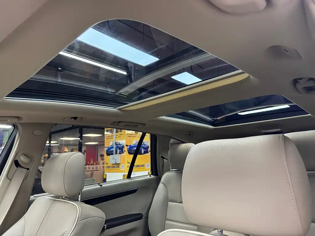 Mercedes-Benz R-Class 2016 — фото 25