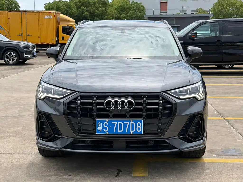 Audi Q3 2021