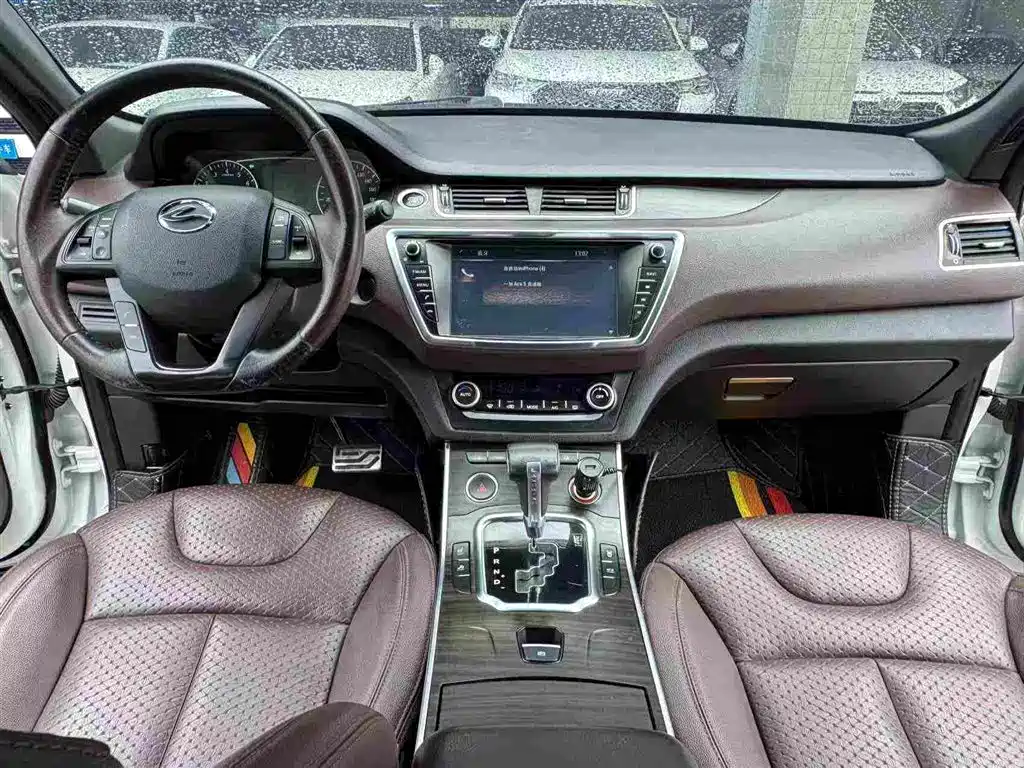 Landwind X7 2016 — фото 7