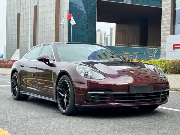 Porsche Panamera 2019