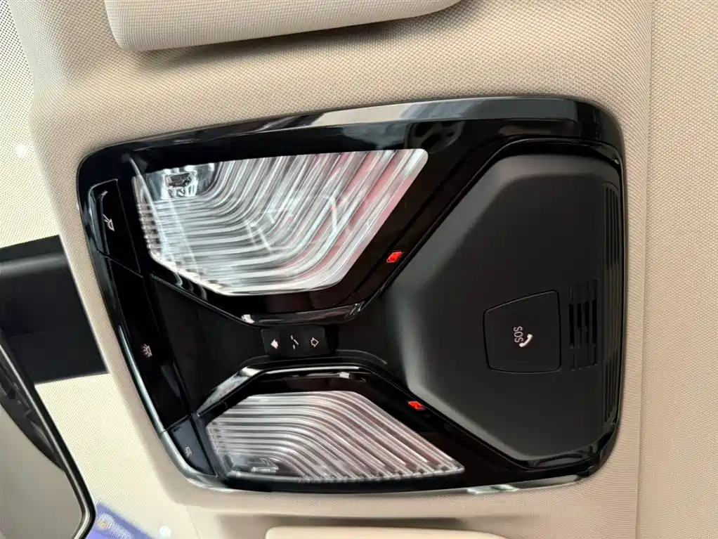 BMW 3 Series 2023 — фото 14
