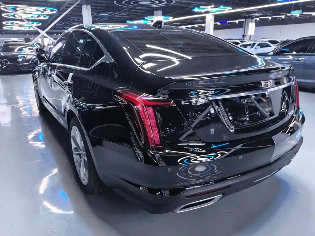 Cadillac CT5 2022 — фото 14